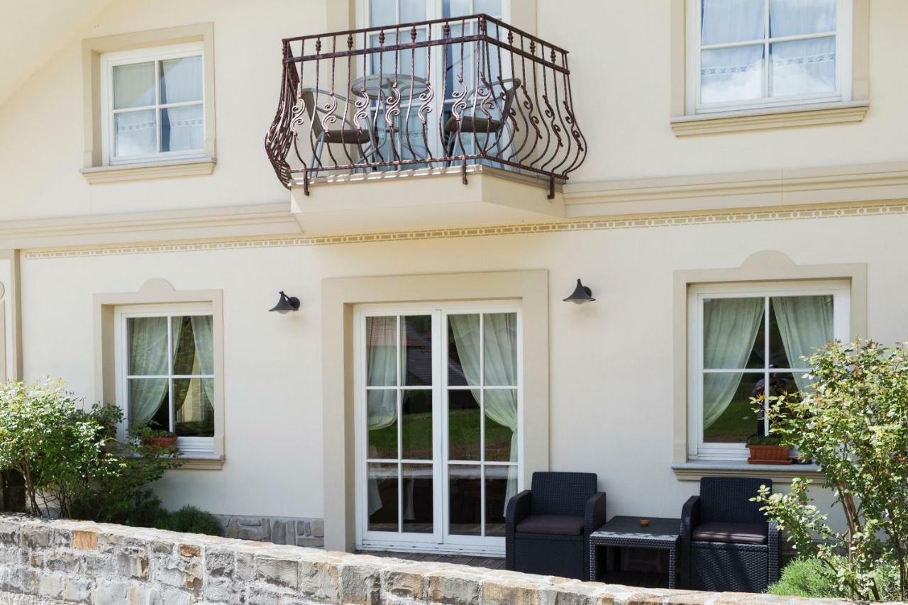 Guesthouse & Apartments Pri Stani Zerovnica Luaran gambar