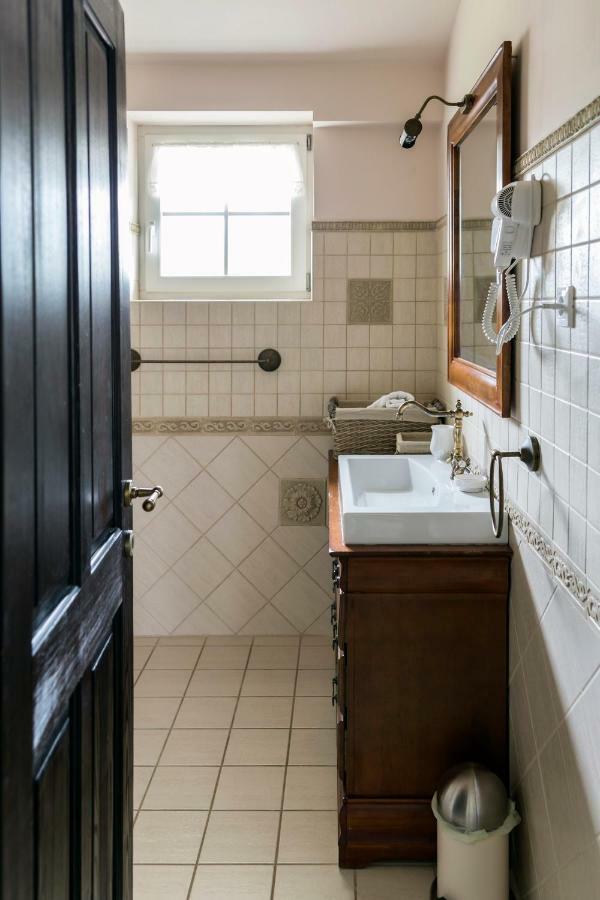 Guesthouse & Apartments Pri Stani Zerovnica Luaran gambar