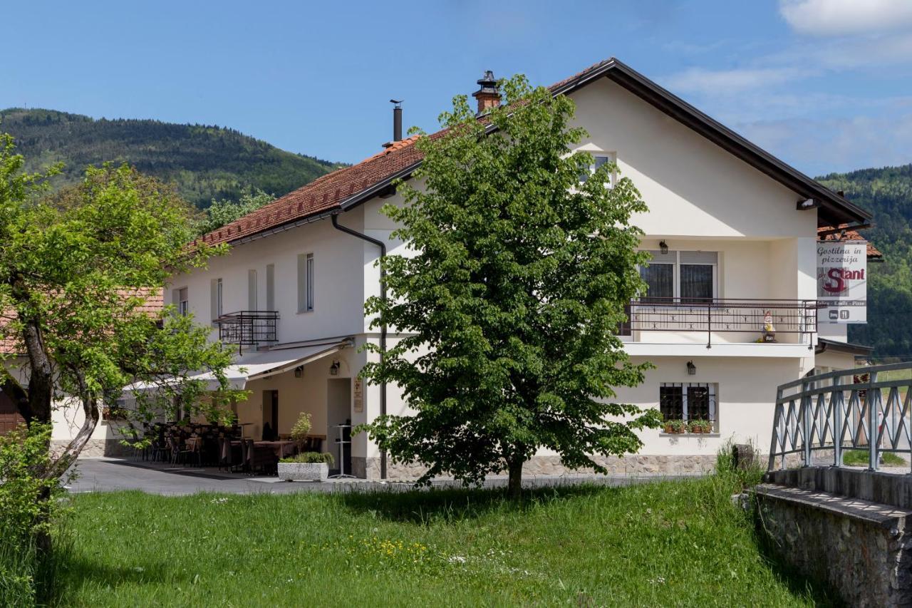 Guesthouse & Apartments Pri Stani Zerovnica Luaran gambar